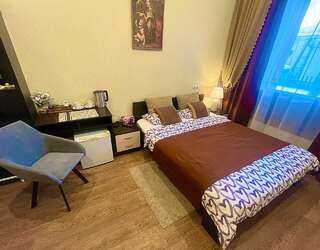 Гостиница Da Vinci Hostel Томск Большой двухместный номер с 1 кроватью-1